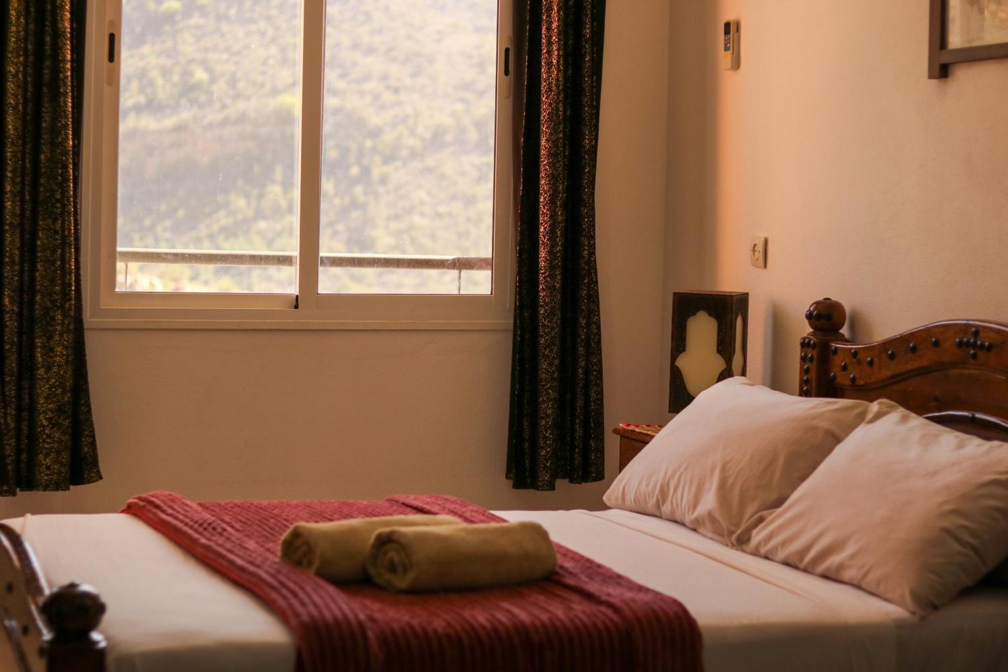Auberge Les Montagnes Du Paradis Tagherat Anekrim Dış mekan fotoğraf